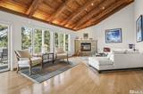 1374 Winding Way