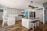 2072 Lonnie Lane