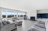 2255 Sutro Drive
