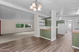 1077 Jewell Avenue