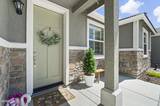 752 E Cottage Loop