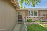 3060 Meadowlands Drive