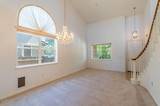 932 Lakeview Drive