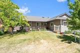 3530 Smoketree Avenue