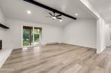 802 Lyell Way