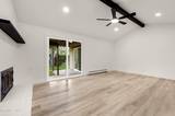 802 Lyell Way