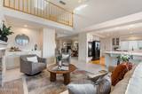6186 Squires Lane