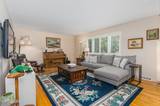 5885 Foxtail Drive