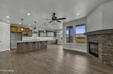 986 La Strata Drive