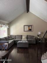 1667 London Circle