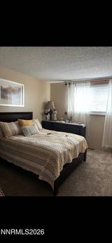1667 London Circle