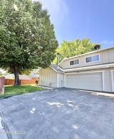 1601 London Circle