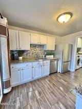 1601 London Circle