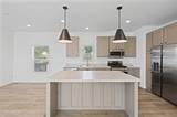 10 Grosh Avenue