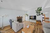 852 E York Way