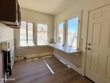 213 1/2 E 4th Street