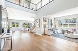 105 Bridlemoor Court
