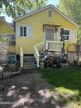 834 W Bridge Street