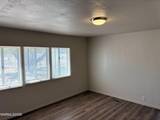 711 River Avenue