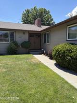 3077 Meadowlands Drive