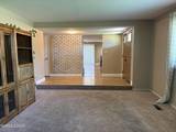 3077 Meadowlands Drive