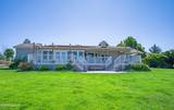 2556 Henning Lane