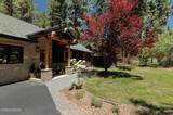 1096 Deercliff Drive