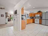 1738 Art Court