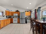 1738 Art Court