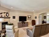 2911 La Cresta Circle