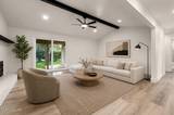 802 Lyell Way