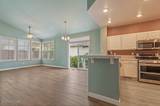 785 Caughlin Crossing
