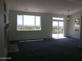893 Vista Park Drive