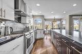 2296 Oak Ridge Drive