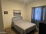 818 Karry Way