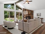 232 Beverly Way