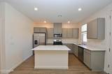 1016 Middle Gate Road