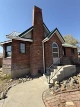 305 E 4th Street