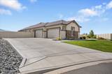 20 Diamond Stream Court