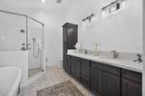 1101 Oro Way