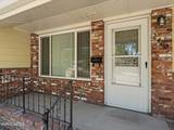 1590 York Way