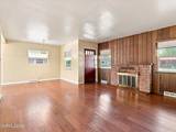 611 Martin Street