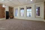 121 S B Street