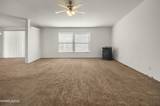 4301 Horseshoe Drive