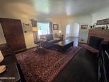 740 W Plumb Lane