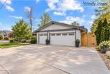 4960 Lakeside Drive