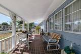 2074 Fairmont Way