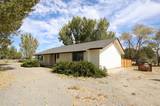 63 W Tucker Lane