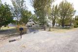 63 W Tucker Lane