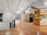 1110 Stagecoach Lane